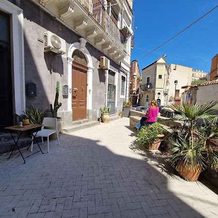 Elvira Home CTA Exterior foto